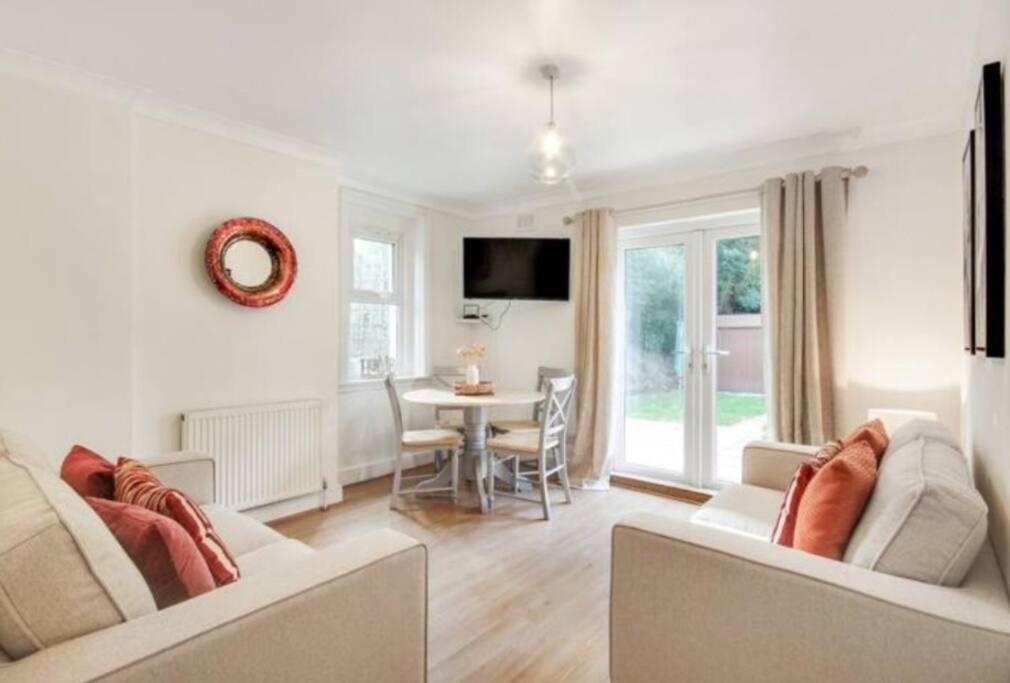 Central 2 Bedroom Garden Flat With Free Parking Royal Tunbridge Wells Exterior foto